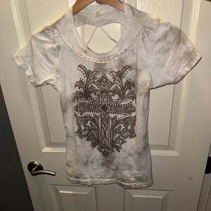 Affliction Women's Filson Cut-Out Laced Back Crystal Wash Graphic Cross T-Shirt